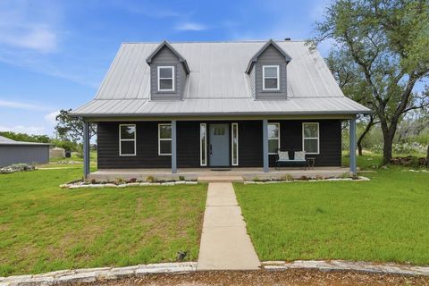 25429 Cove DR Spicewood TX 78669