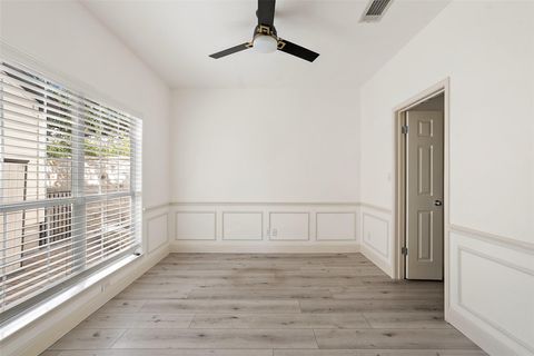Tiny photo for 210 Le Grande Ave, Austin, TX 78704 (MLS # 6841524)
