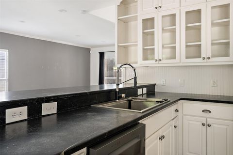 Tiny photo for 210 Le Grande Ave, Austin, TX 78704 (MLS # 6841524)