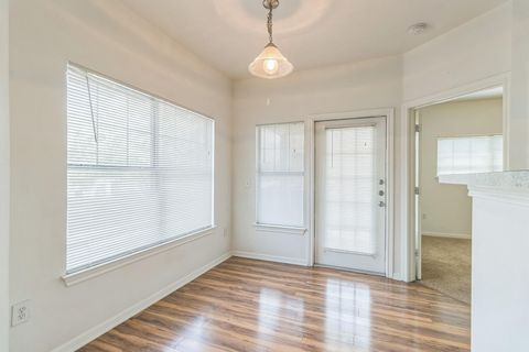 Tiny photo for 2320 Gracy Farms LN #522, Austin, TX 78758 (MLS # 4856245)