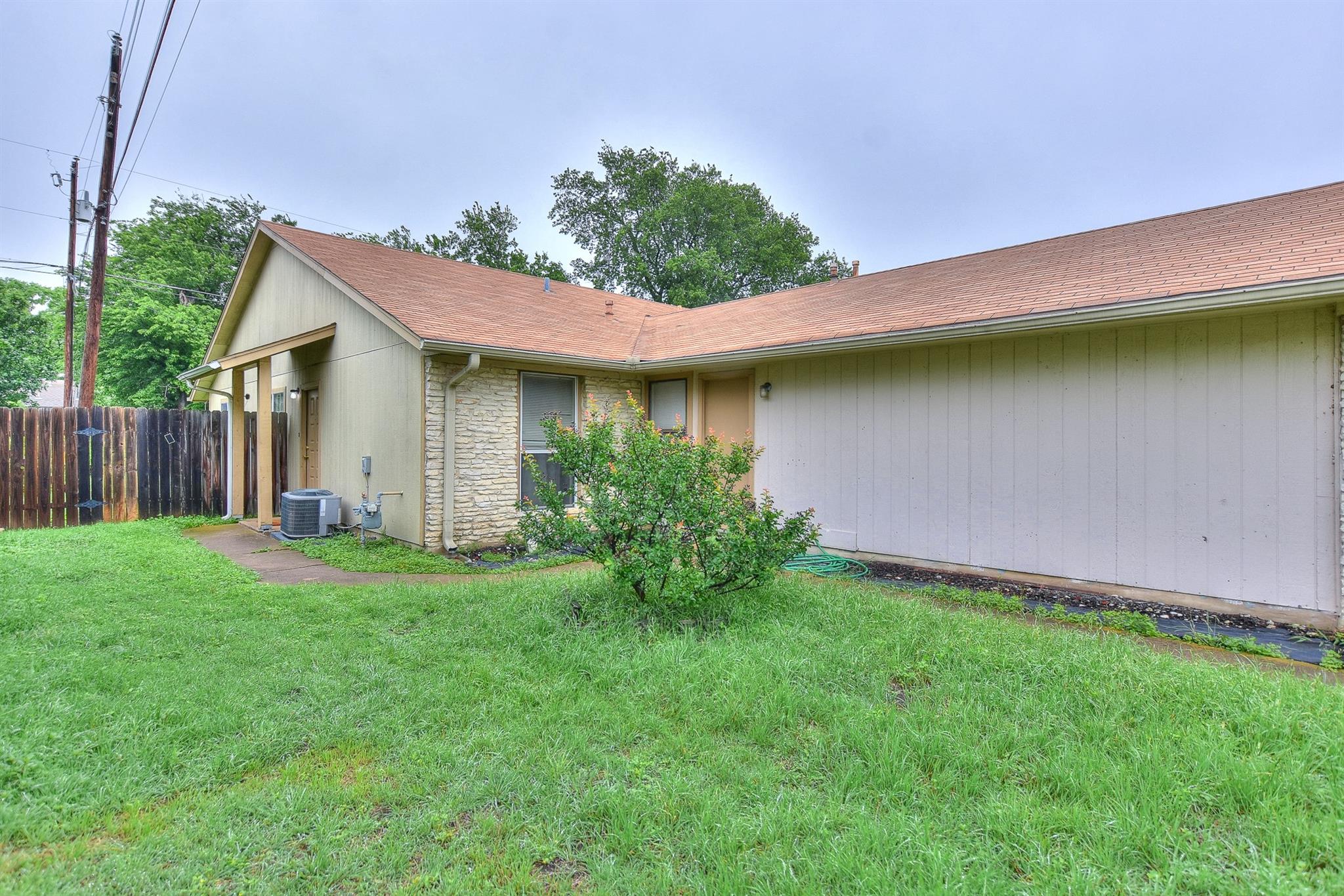 16132 Fitchburg CIR