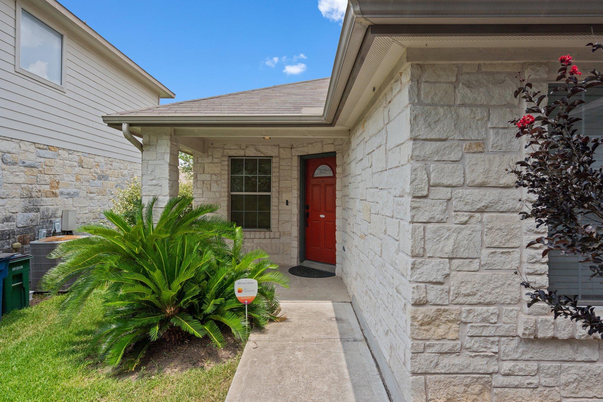 1900 Melissa Oaks LN