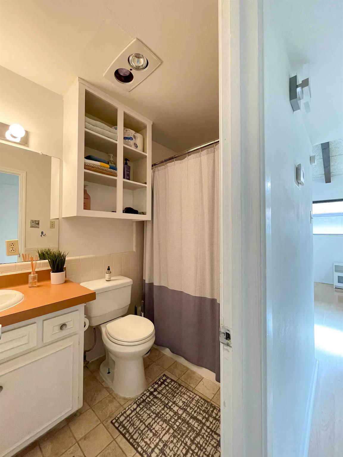 2404 Longview ST 204