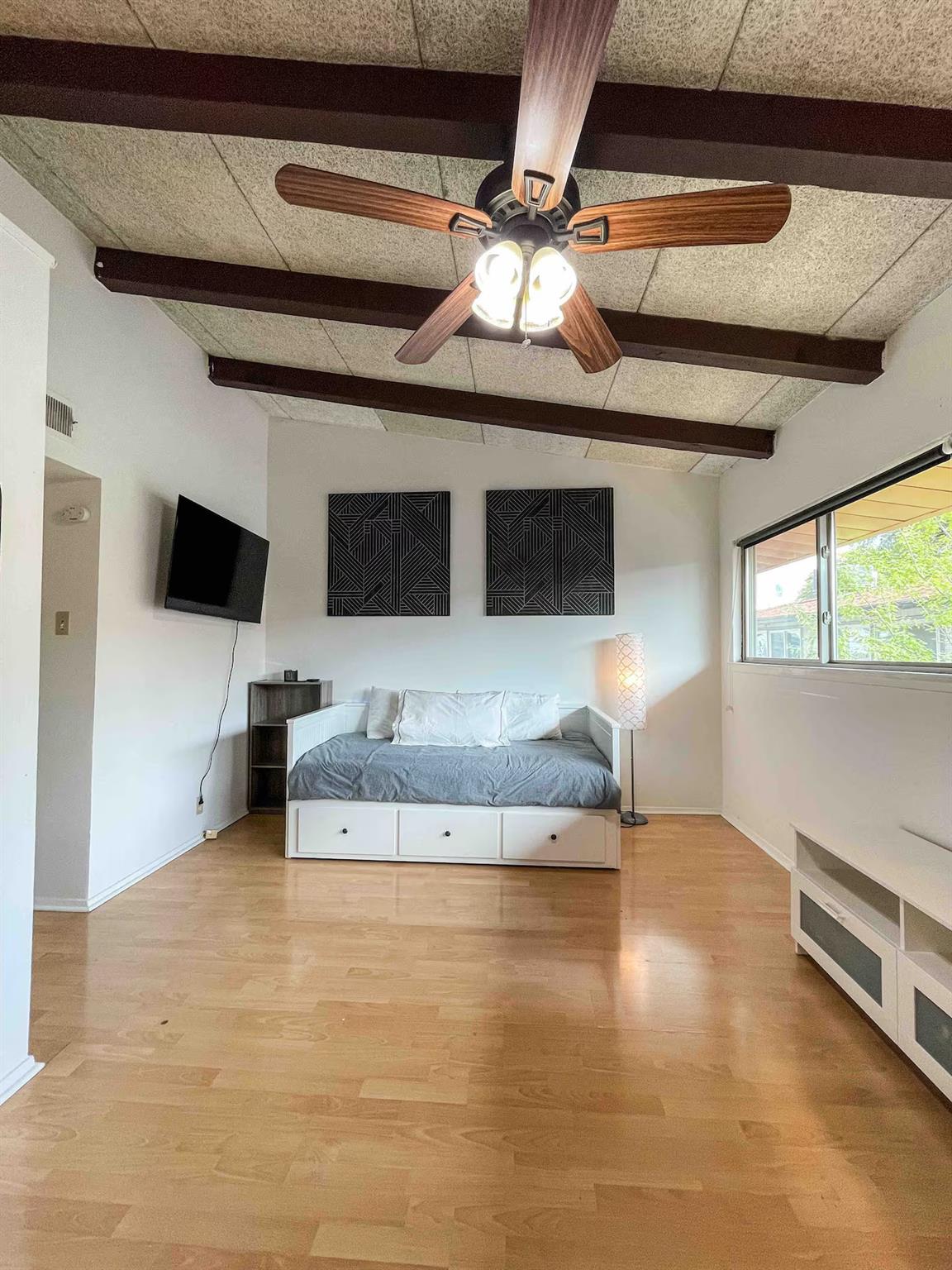 2404 Longview ST 204