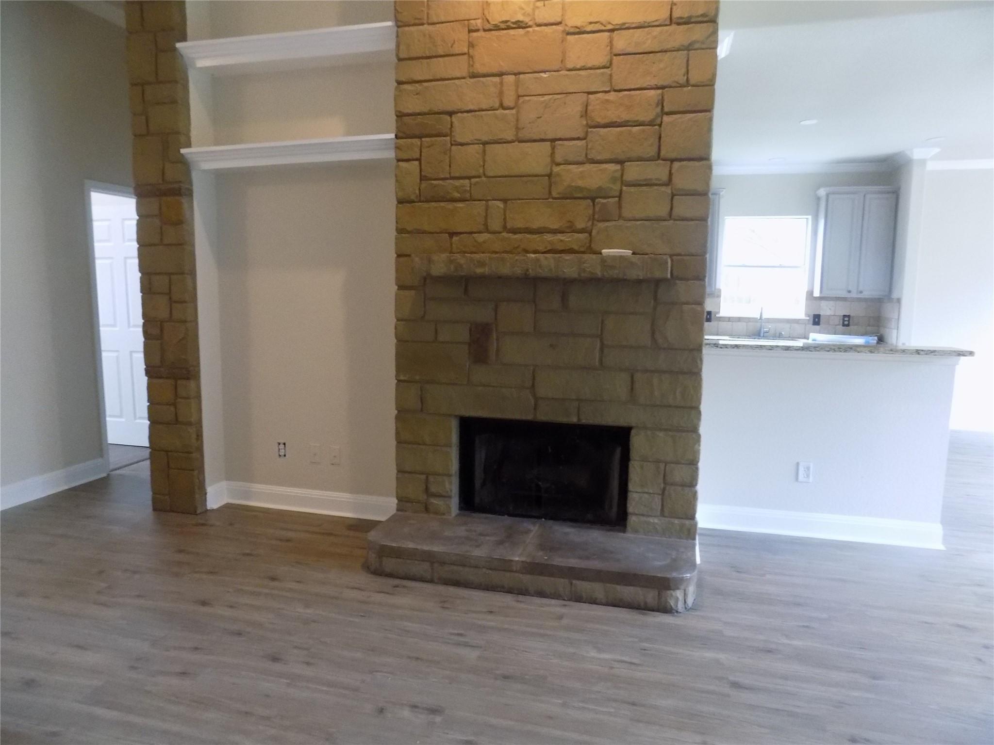 301 THUNDERBAY DR