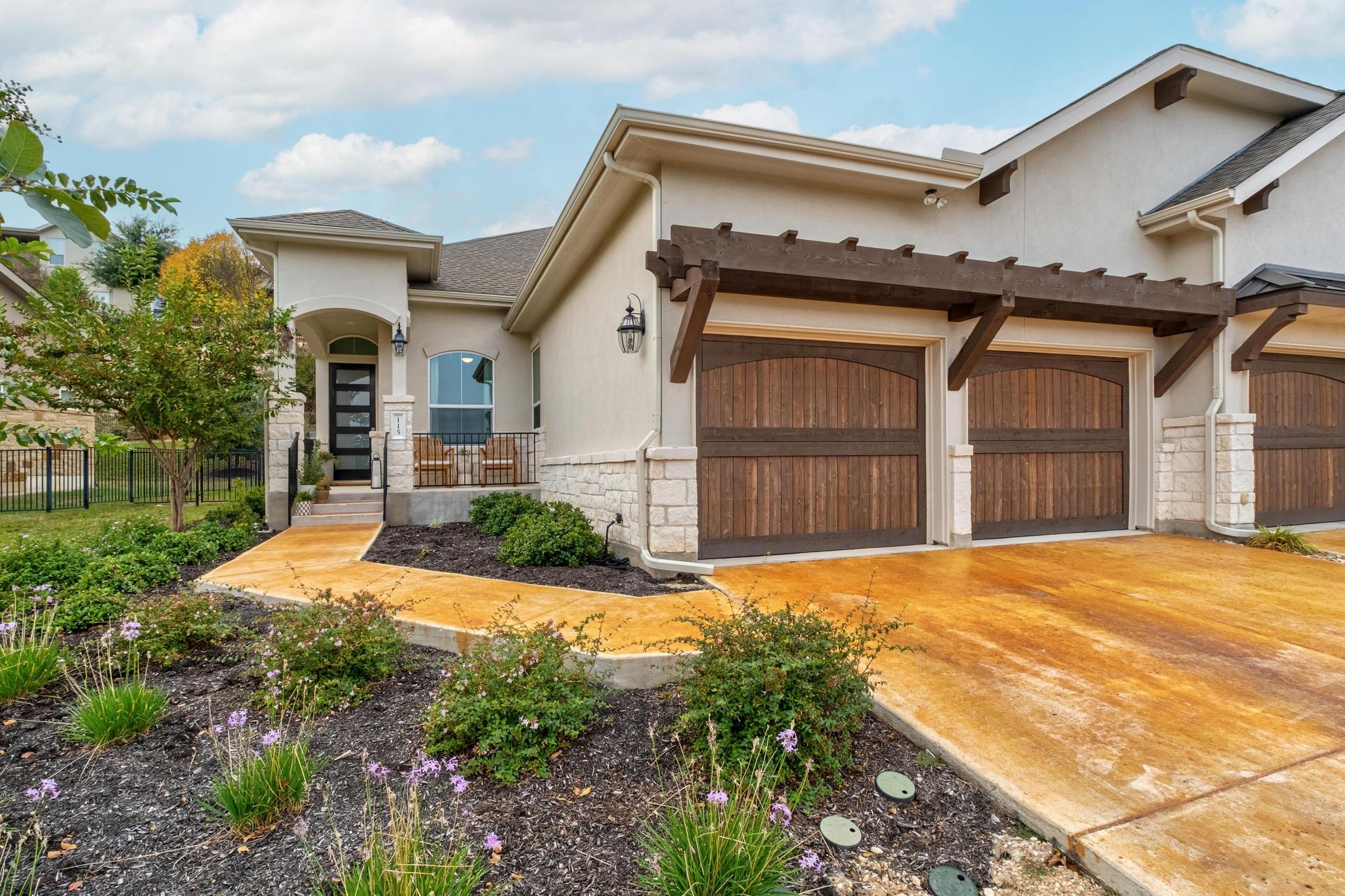 115 Beneteau DR