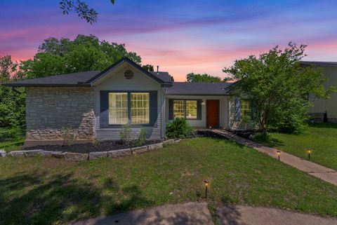 3212 Darnell DR Austin TX 78745