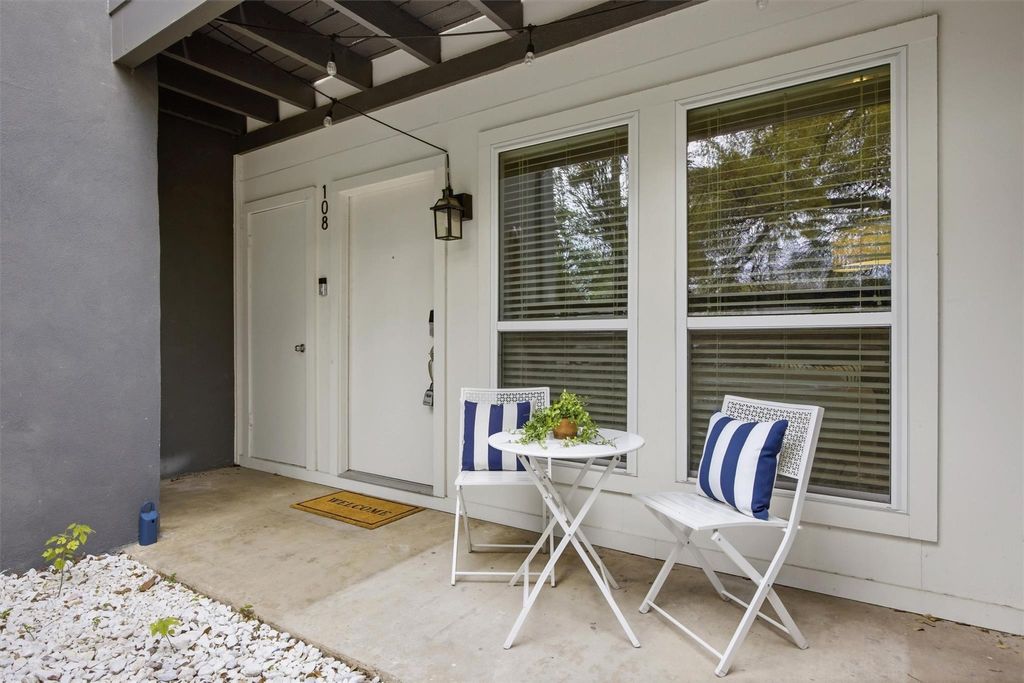 Photo of 1509 W 39 1/2 ST #108, Austin, TX 78756 (MLS # 5863087)