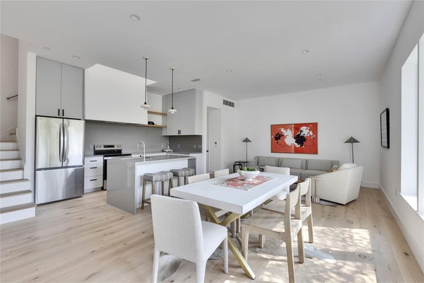 1118 W 7TH ST # 2B, AUSTIN, TX 78703 - Image 21172f278a2d12e5ea79e799f14ef51b/3470697136