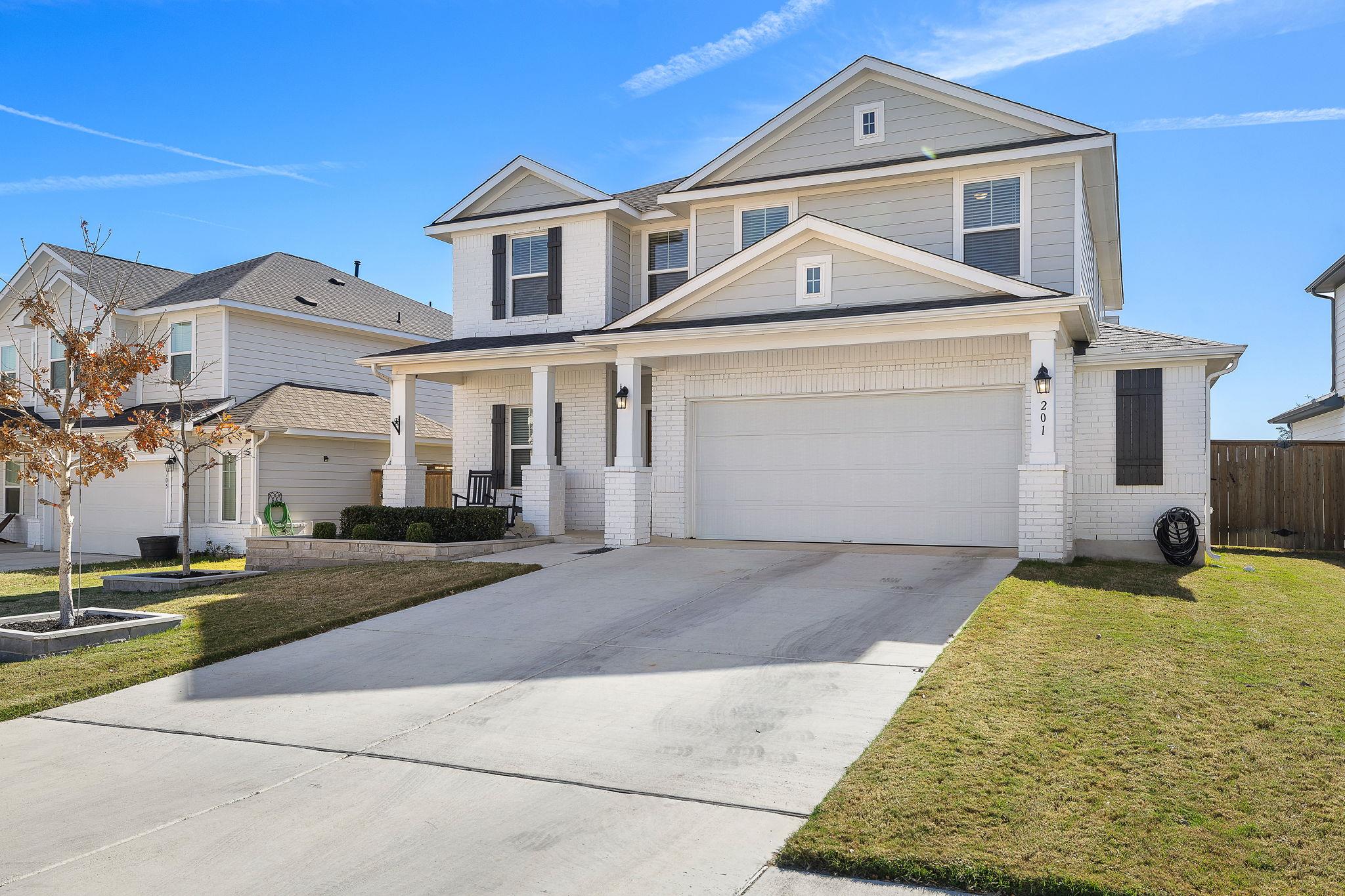 201 Crystal Brook DR