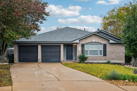 Photo of 16800 Bailey Jean DR, Round Rock, TX 78681 (MLS # 3759466)