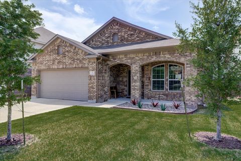 276 Everglade DR Buda TX 78610