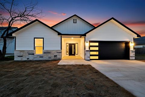 Photo of 133 Kawainui LN, Bastrop, TX 78602 (MLS # 3229408)