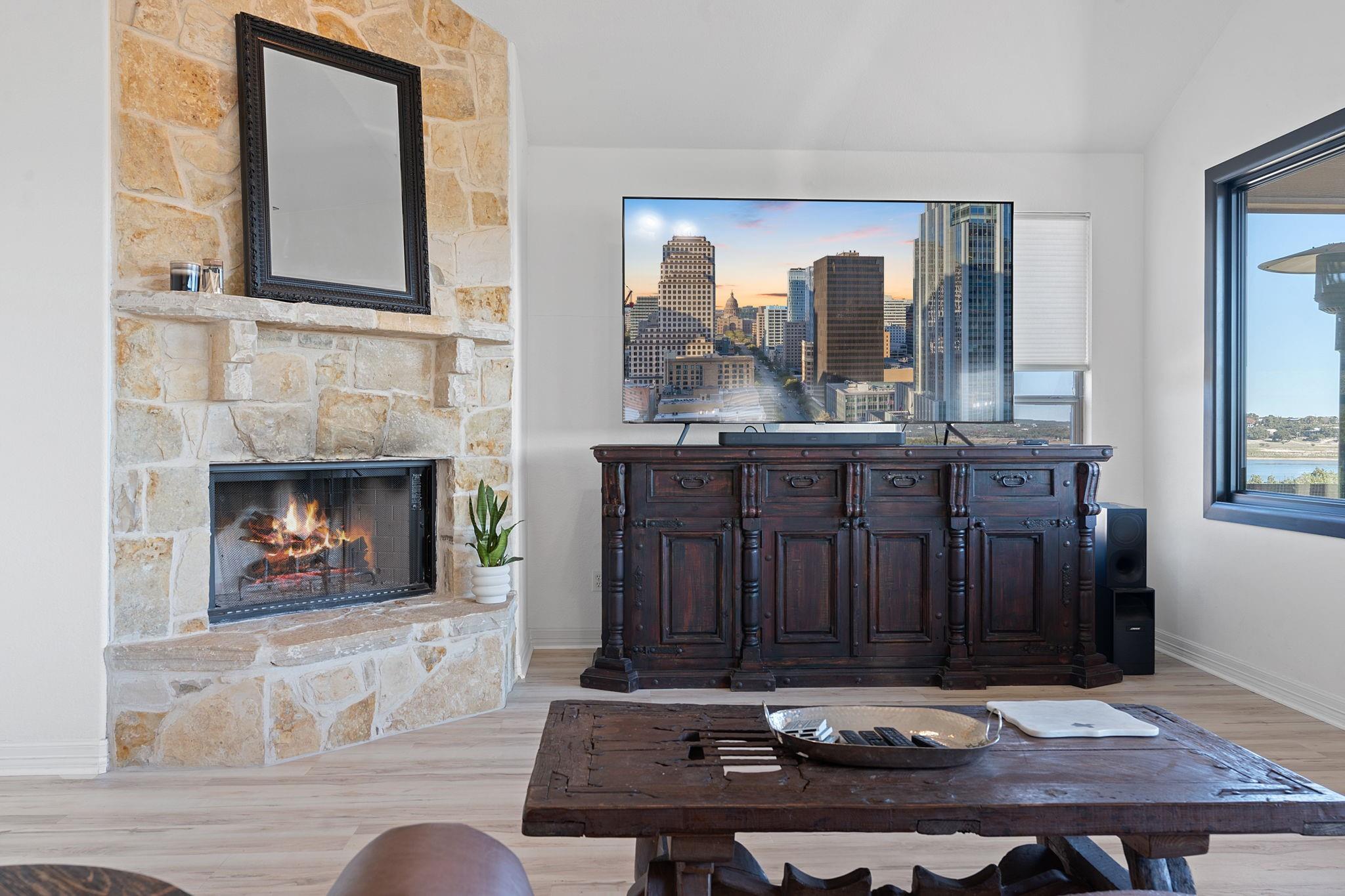 2633 Lakeview DR