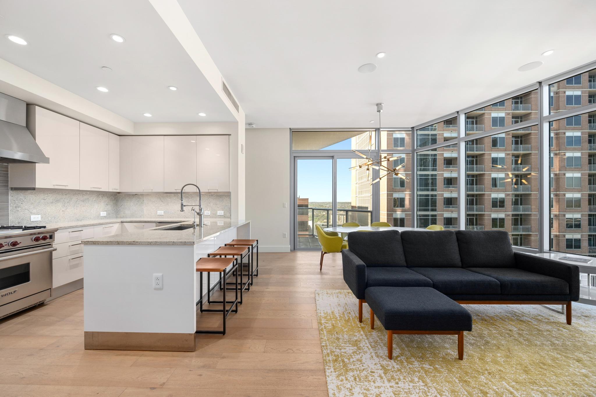 200 Congress Ave 26C