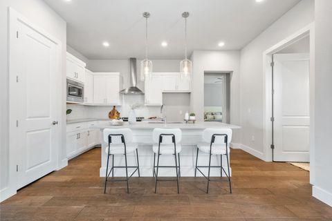 Photo of 11112 Zimmerman LN #24, Austin, TX 78726 (MLS # 3658070) Photo of 11112 Zimmerman LN #24, Austin, TX 78726 (MLS # 3658070)