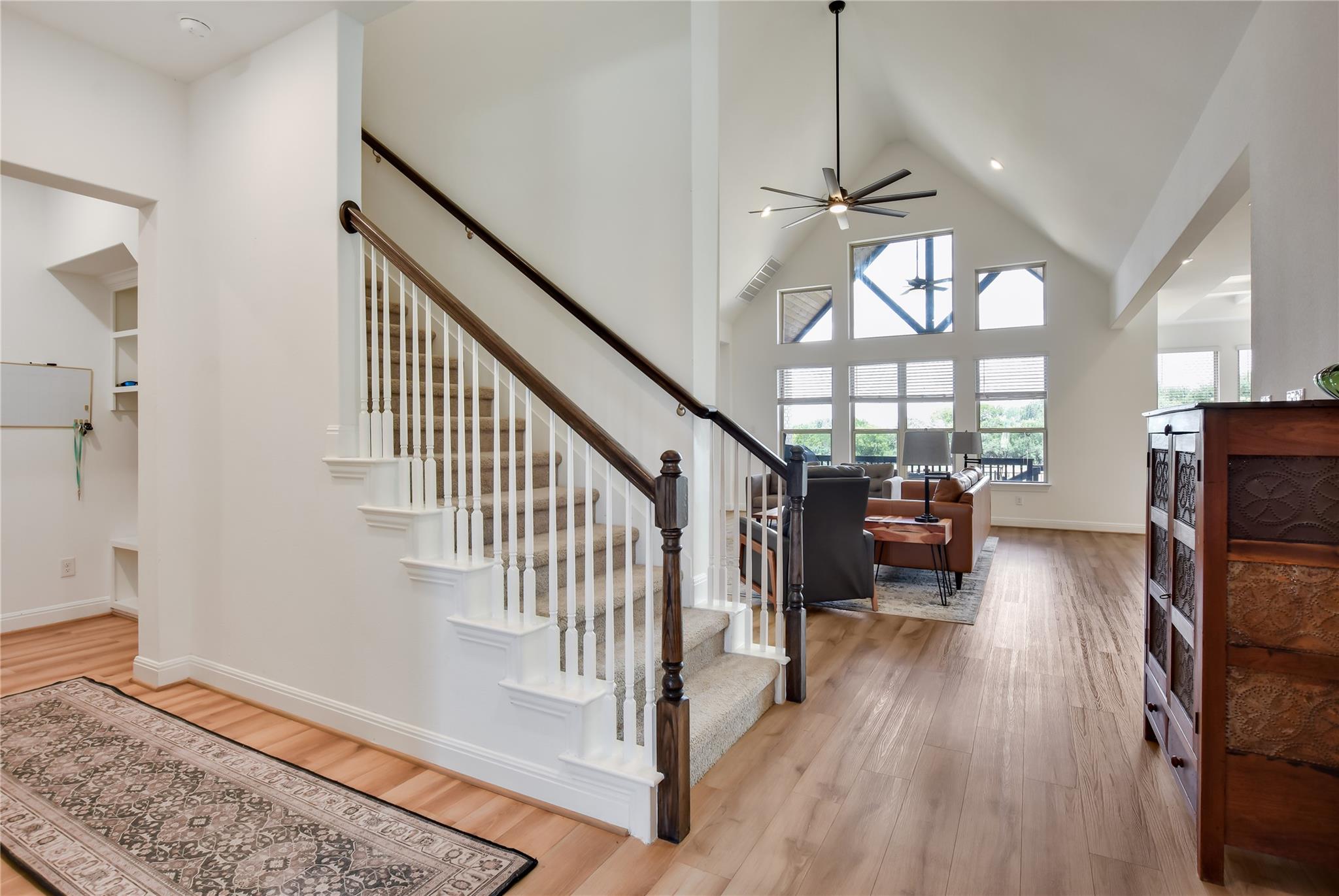 373 Washington DR