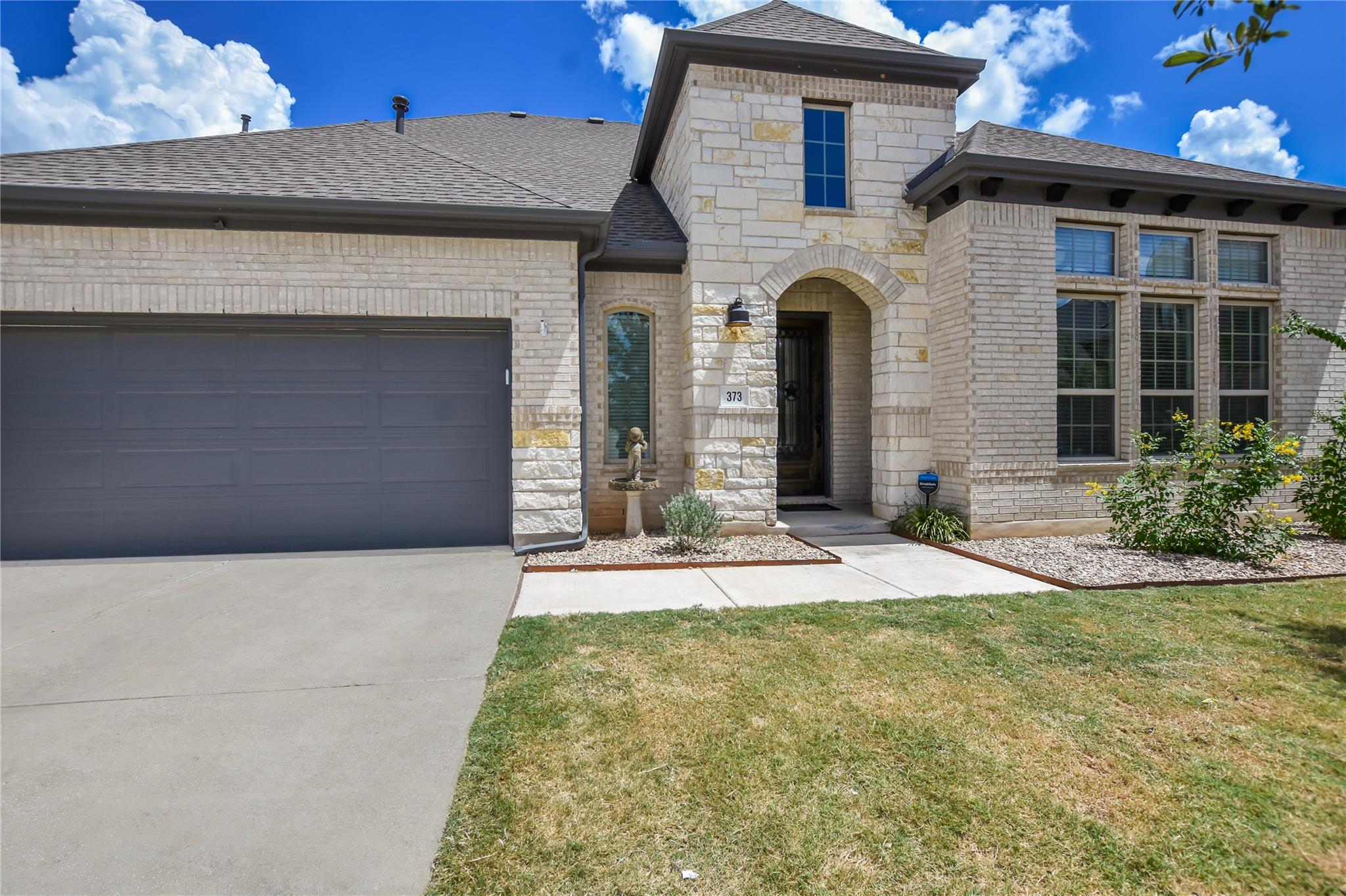 373 Washington DR