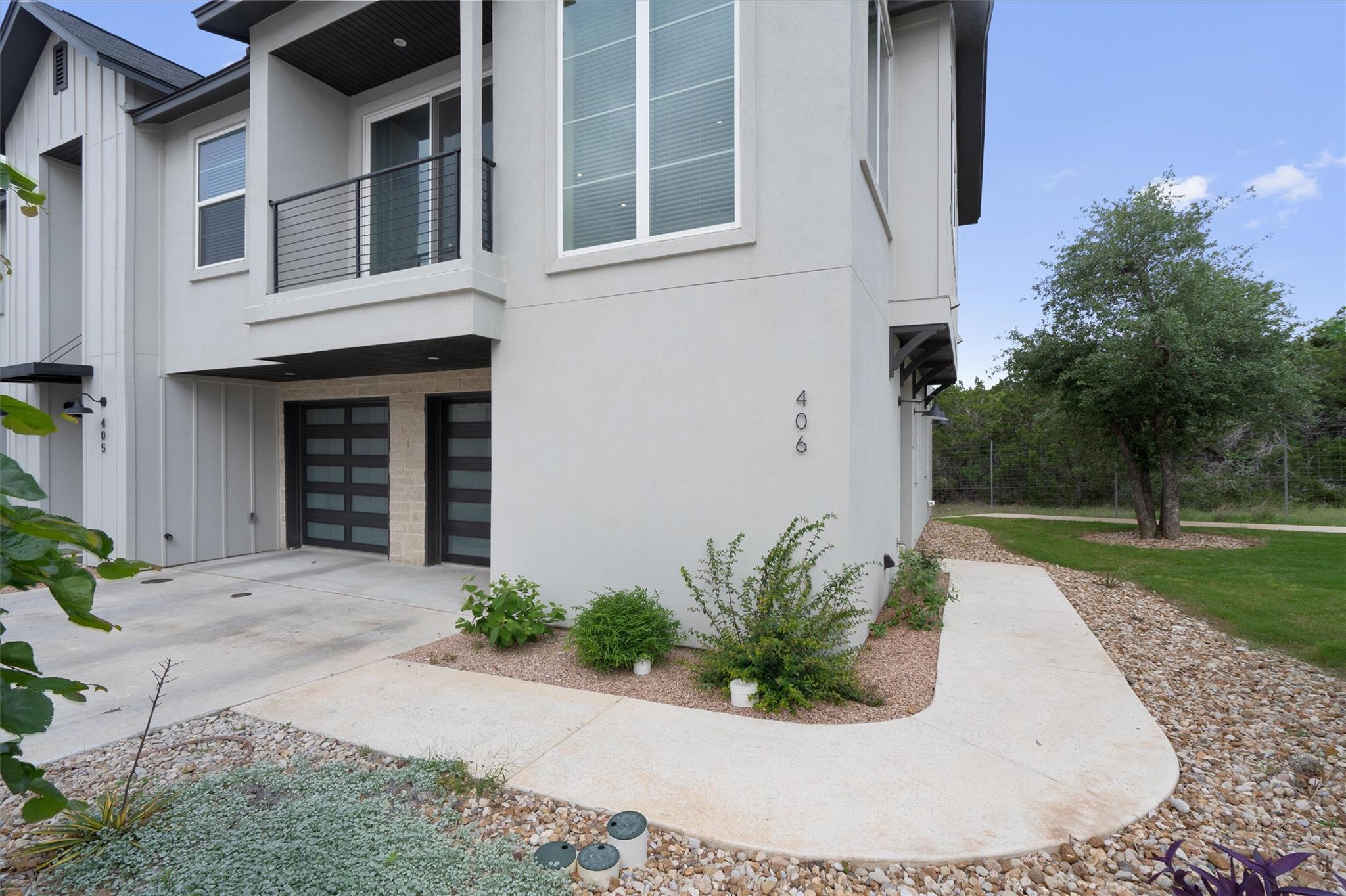 12001 Vista Parke DR 406