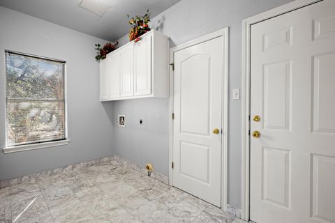 Tiny photo for 214 Hazeltine DR, Lakeway, TX 78734 (MLS # 5150239)