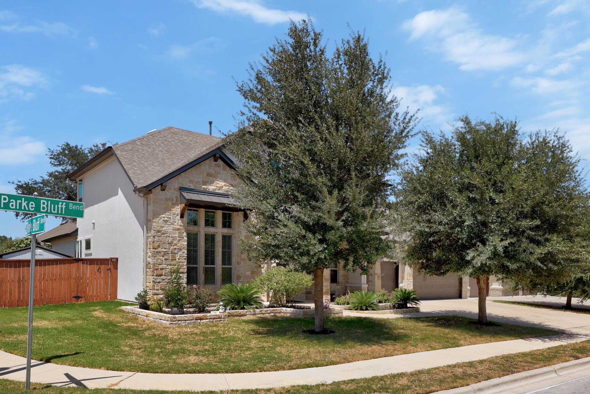 1511 Parke Bluff BND