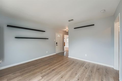 Tiny photo for 10302 Button Quail CV, Austin, TX 78758 (MLS # 9096591)