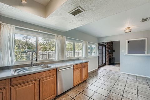 Tiny photo for 10302 Button Quail CV, Austin, TX 78758 (MLS # 9096591)