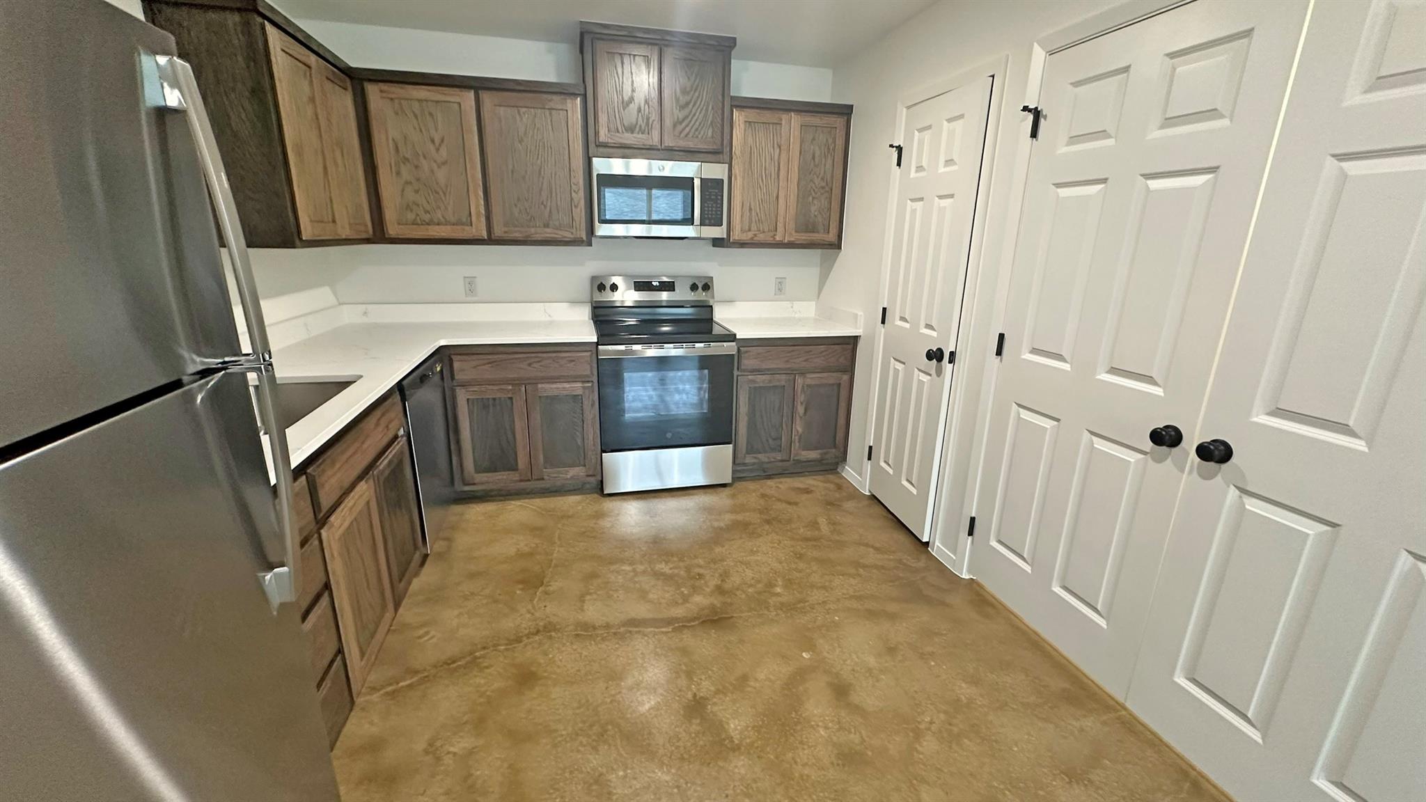 977 Cline DR A-B