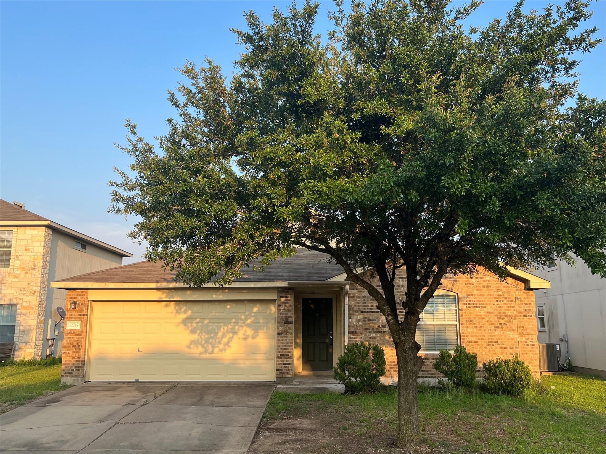 Photo 1 of 13 — 12717 Bella PKWY, Manor, TX 78653