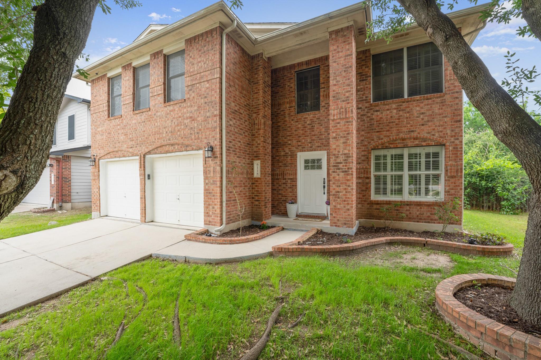6116 Speyside DR