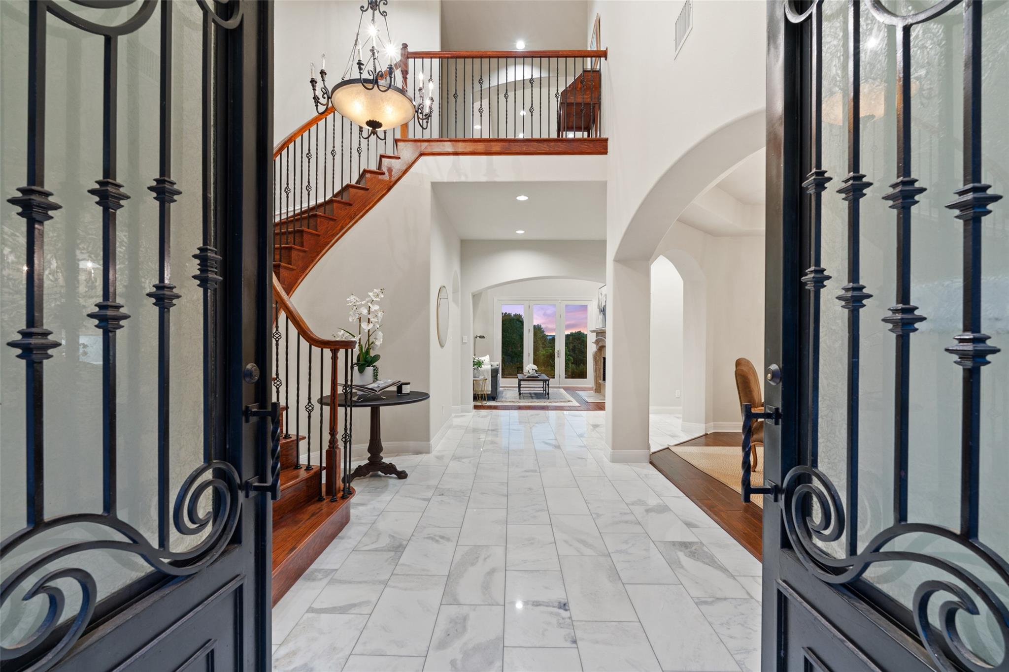 512 Newhall CV