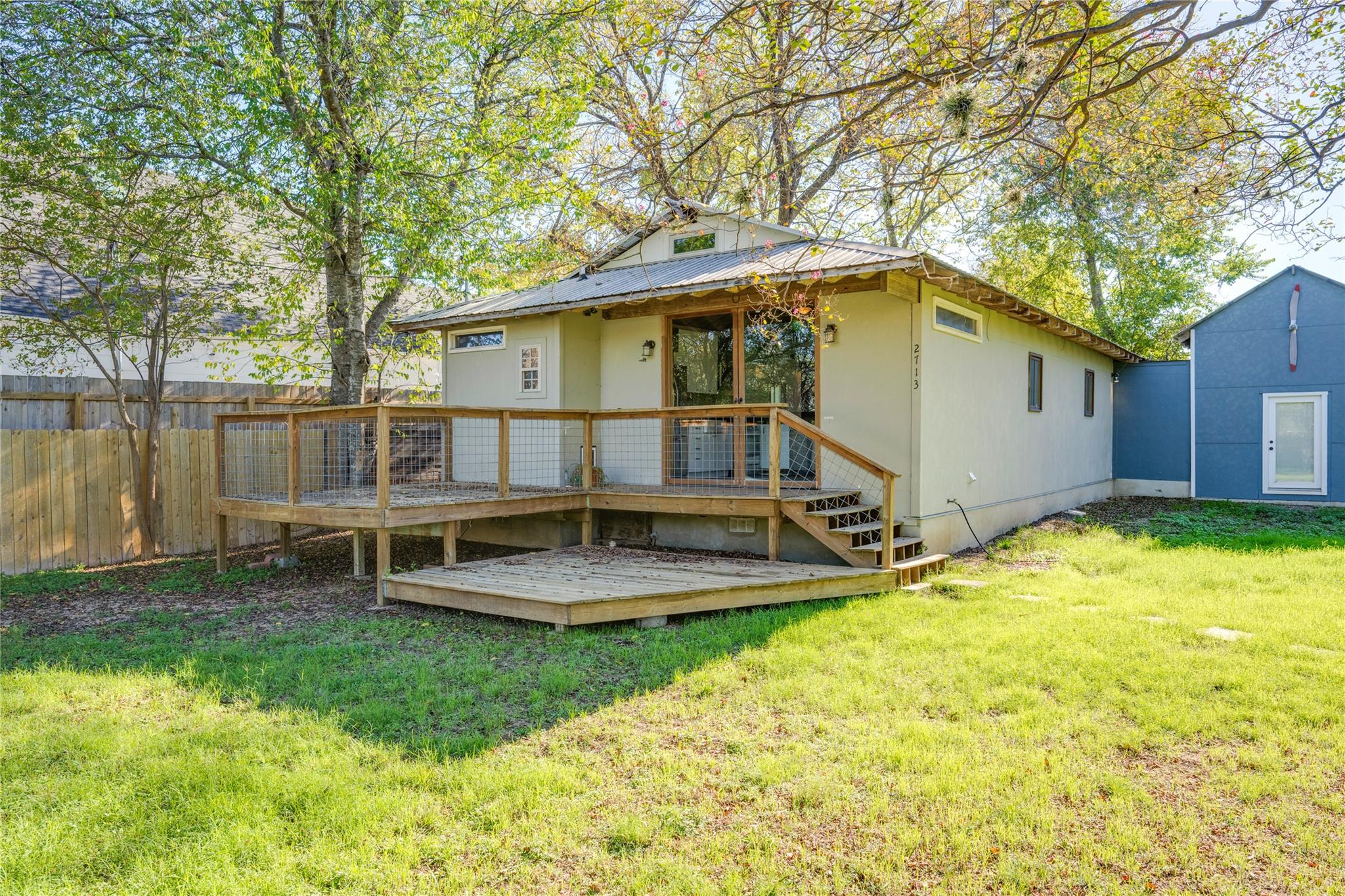 2713 Sweeney LN