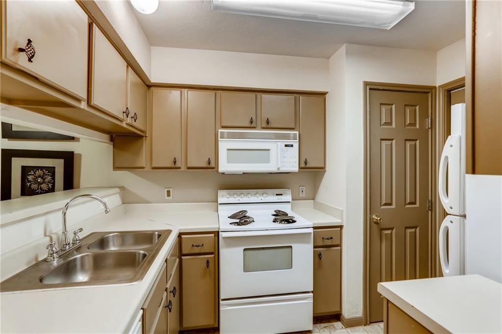 501 W 26th ST 113