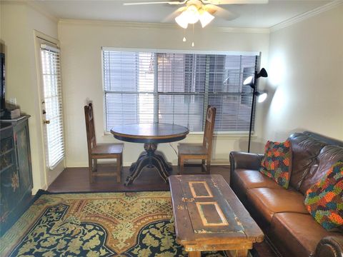501 W 26th ST 113 Austin TX 78705