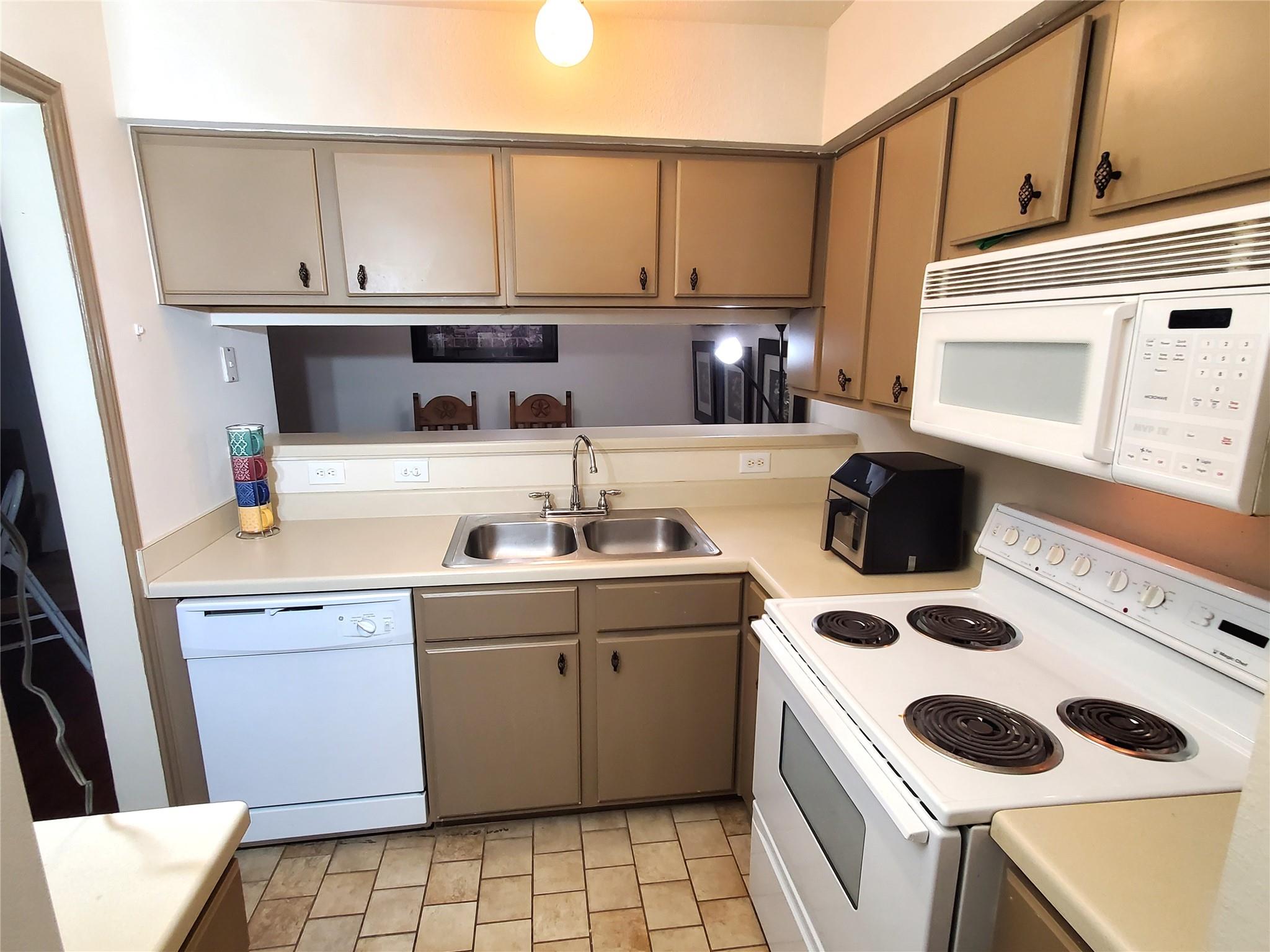 501 W 26th ST 113