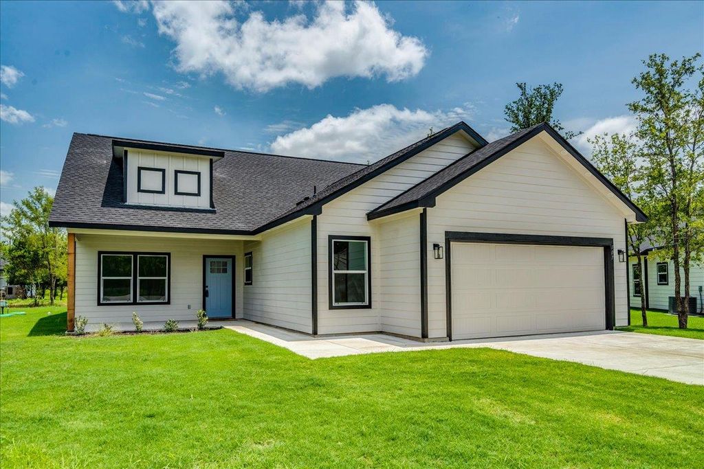 Photo of 107 Keahi CT, Bastrop, TX 78602 (MLS # 3839541)