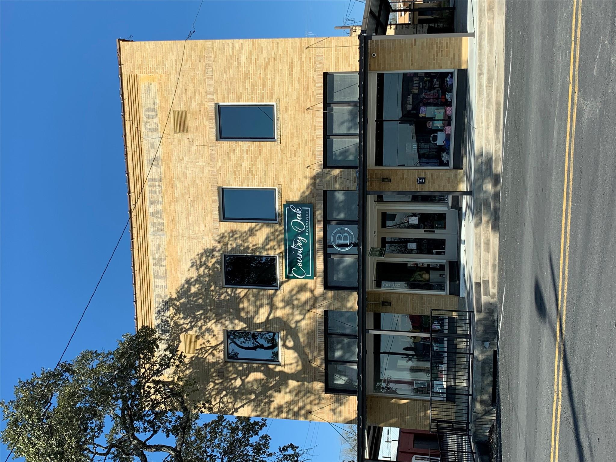 640 N Main ST