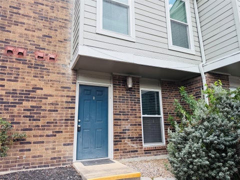Photo of 2018 W Rundberg LN #12B, Austin, TX 78758 (MLS # 4100022)