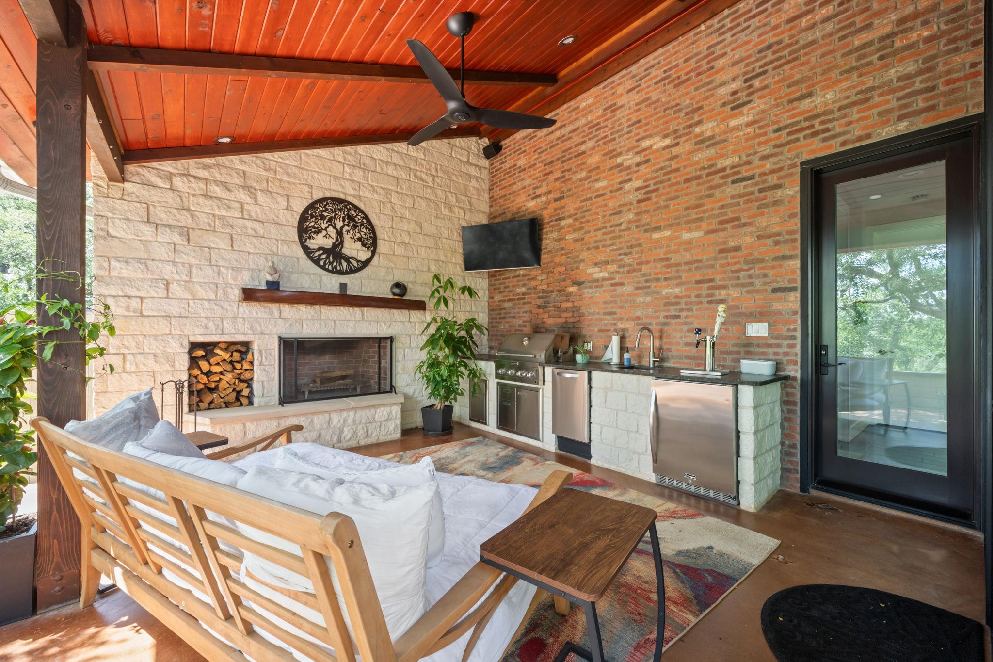 172 Bluff TRL