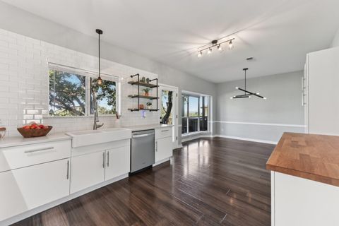 Tiny photo for 319 Hazeltine DR, Lakeway, TX 78734 (MLS # 4736999)