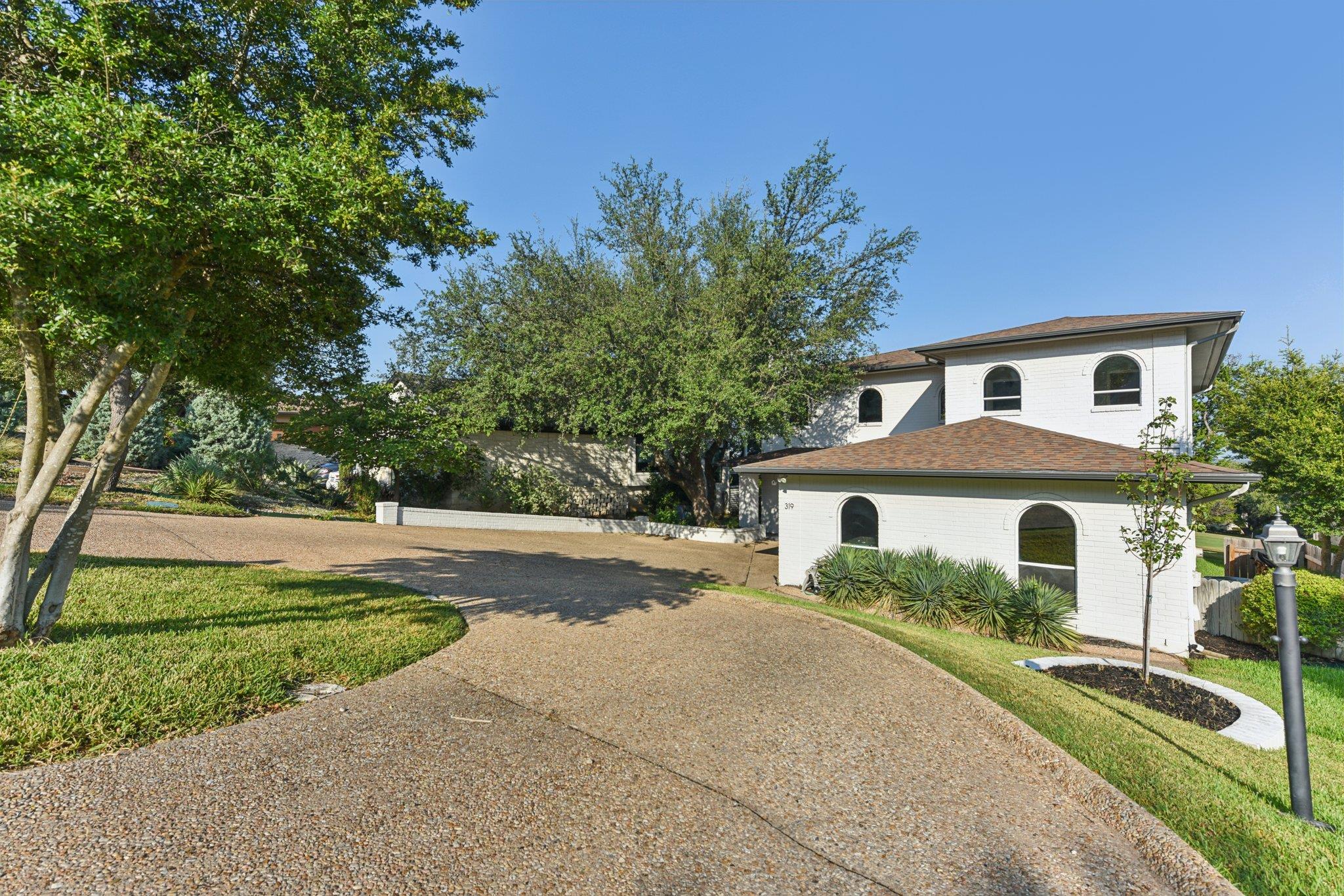 319 Hazeltine Dr, Lakeway, TX, 78734