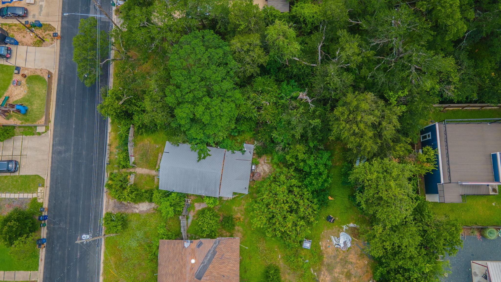 1408 Luna ST