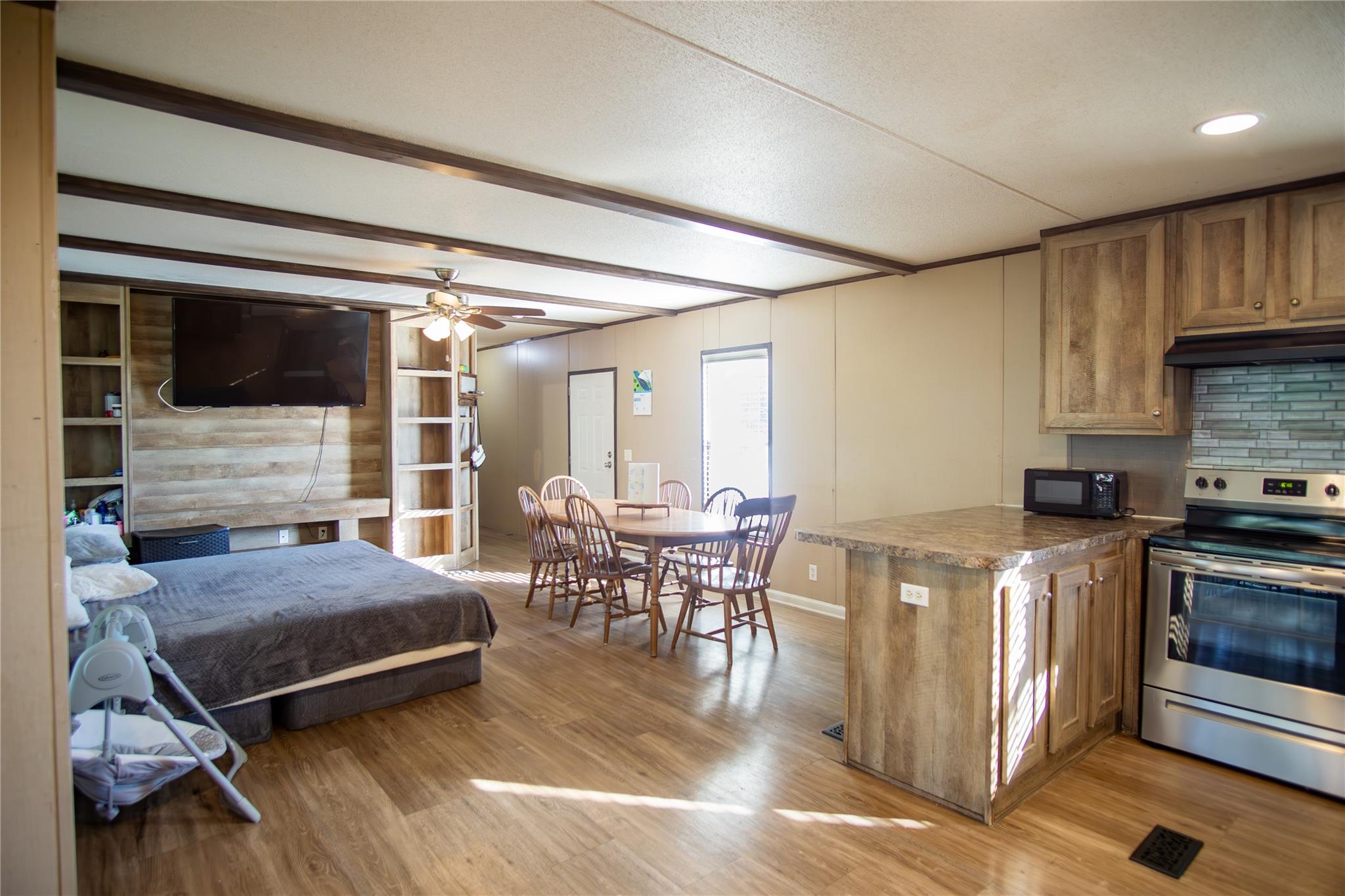 205 Arrowhead CV