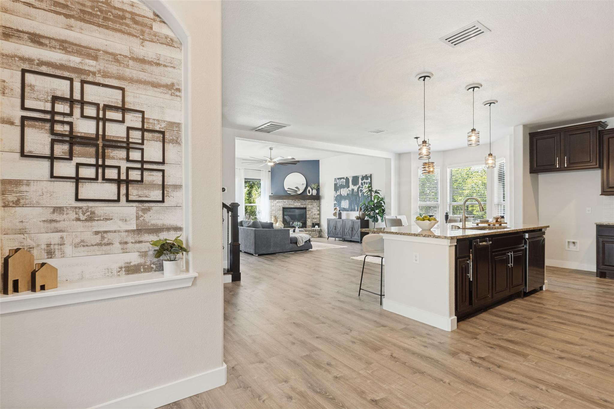 245 Chisholm TRL
