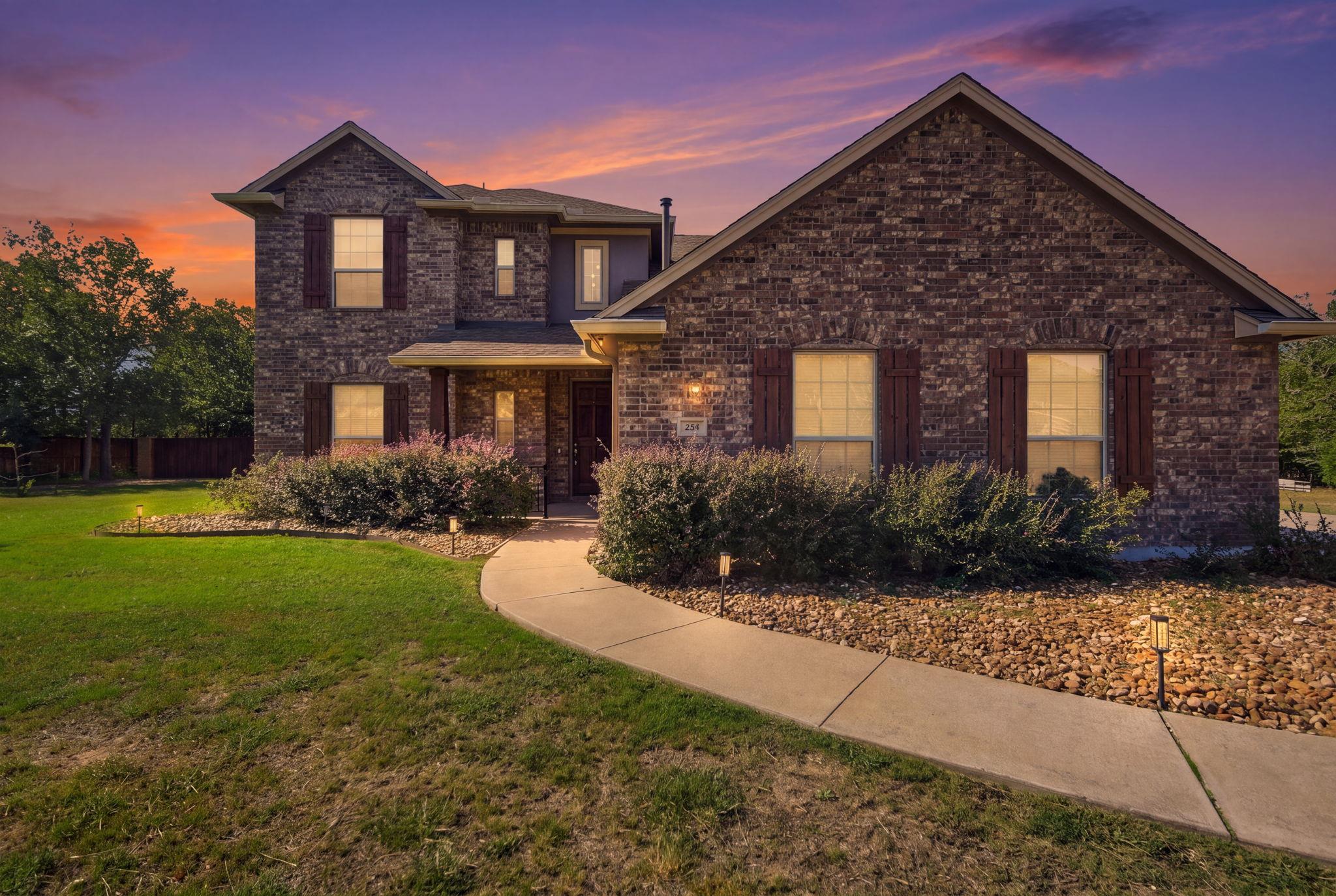 245 Chisholm TRL