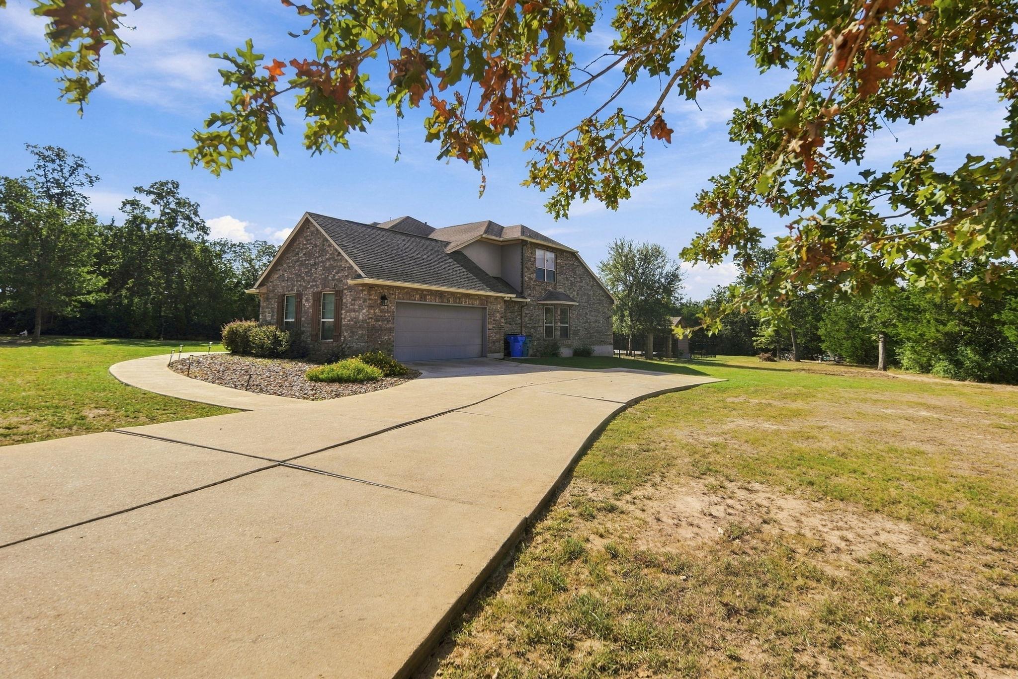 245 Chisholm TRL