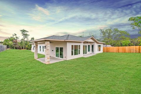 Tiny photo for 20405 Sunset Strip ST, Lago Vista, TX 78645 (MLS # 3065462)