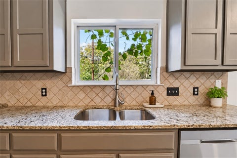 Tiny photo for 8200 Siringo PASS, Austin, TX 78749 (MLS # 8110173)