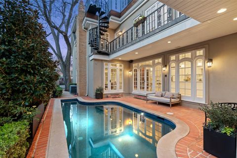 Photo of 1810 W 35th ST, Austin, TX 78703 (MLS # 7010324)