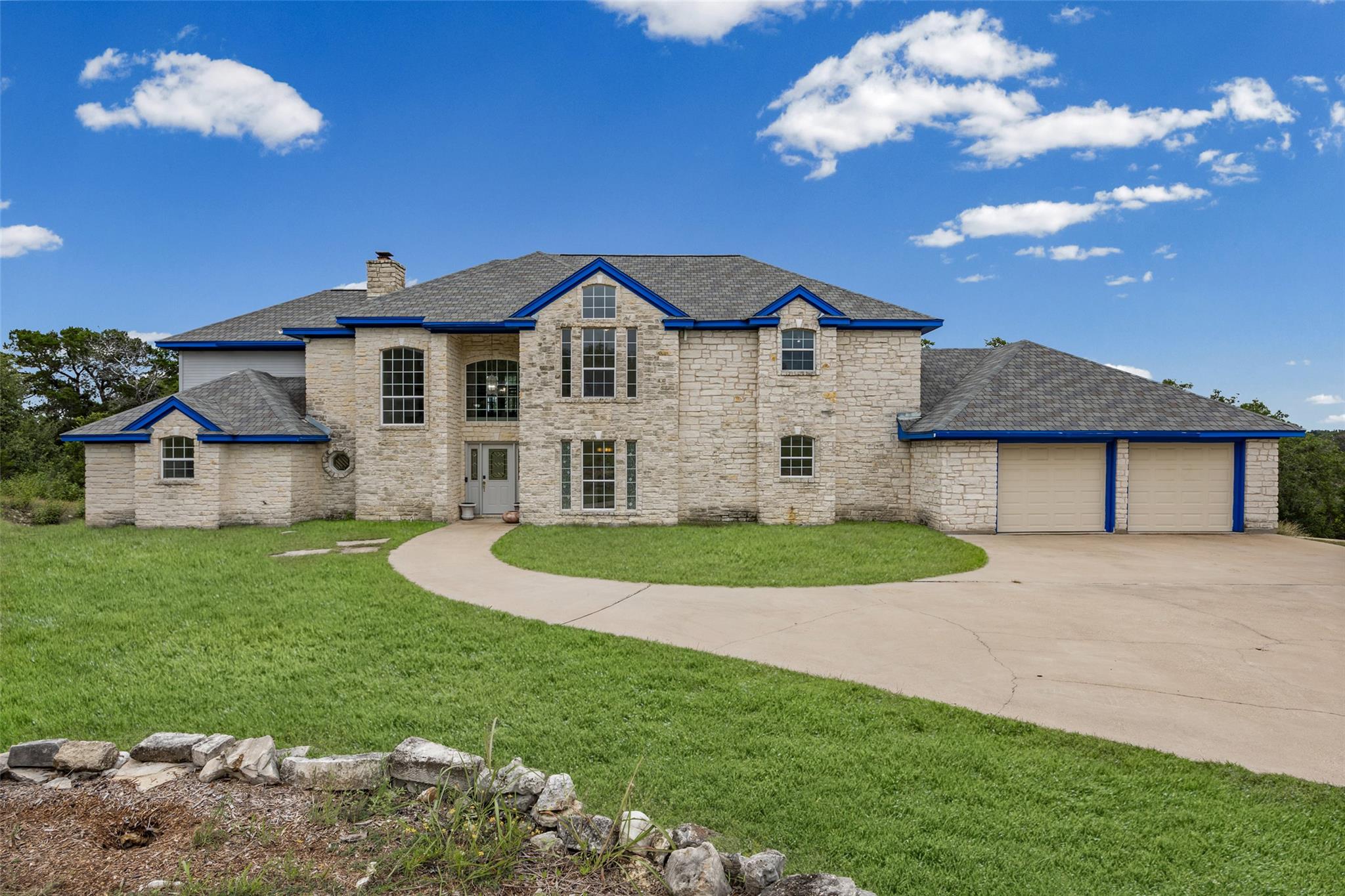 4205 Park DR